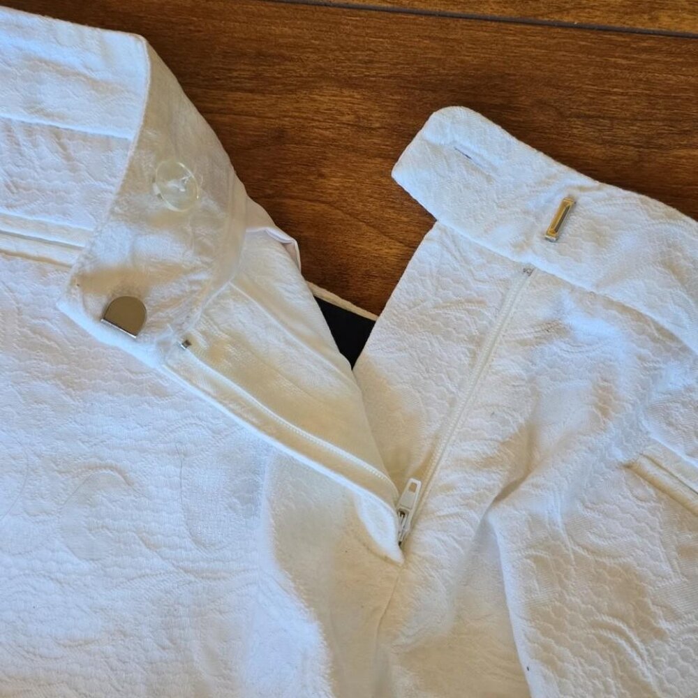 Cynthia Rowley white brocade shorts - Picture 3 of 5